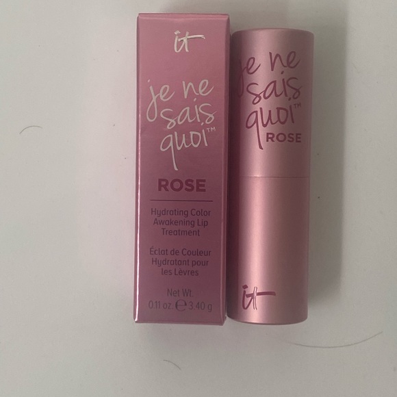 Makeup Je Ne Sais Quoi Hydrating Lip Balm Treatmentit Transforms Your